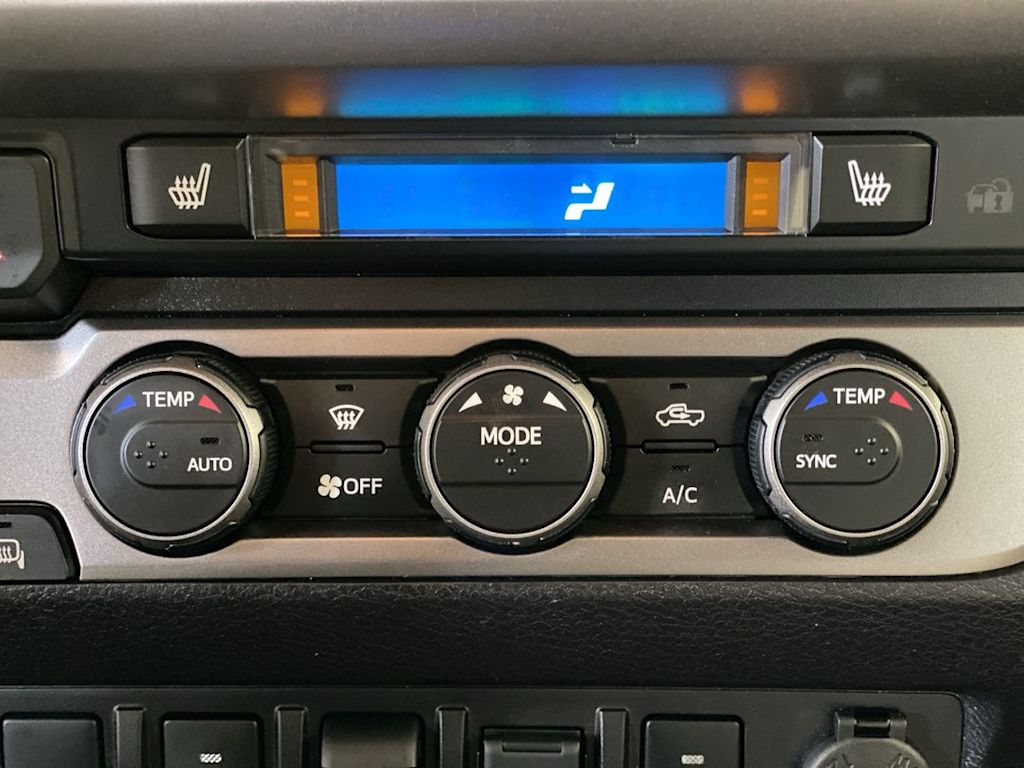 Thumbnail: 2021 Toyota Tacoma - 27