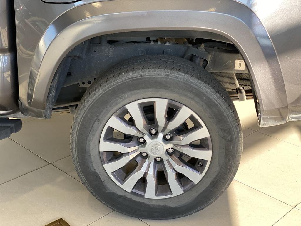 Thumbnail: 2021 Toyota Tacoma - 8