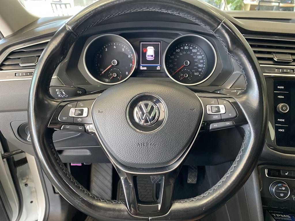 Thumbnail: 2019 Volkswagen Tiguan - 2