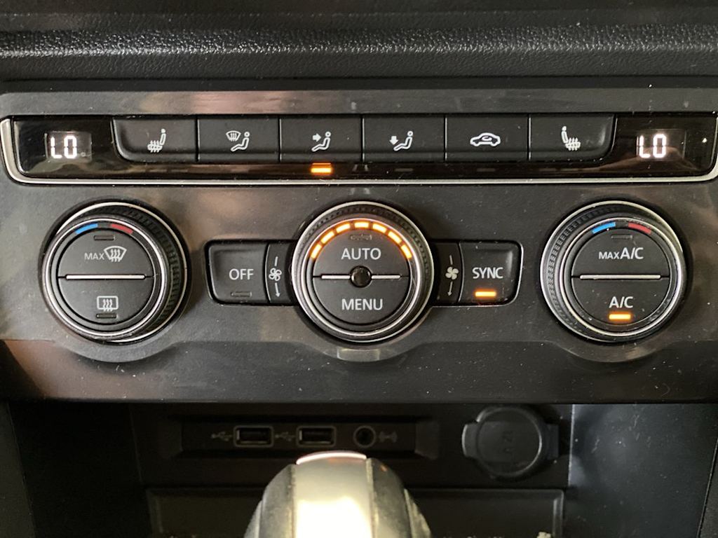Thumbnail: 2020 Volkswagen Tiguan - 26