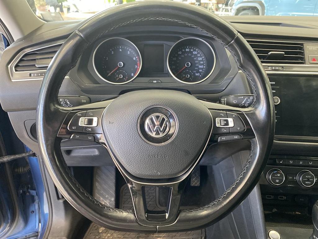 Thumbnail: 2018 Volkswagen Tiguan - 2