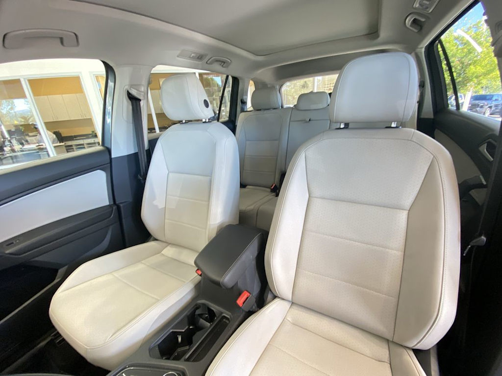 Thumbnail: 2021 Volkswagen Tiguan - 11