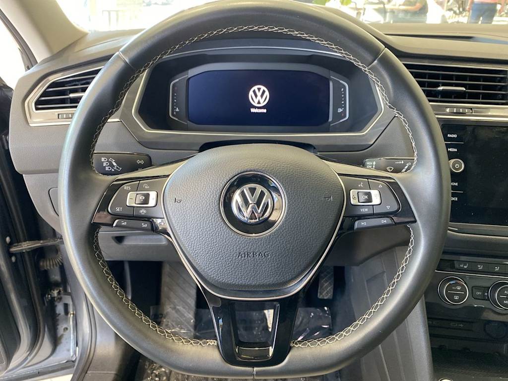 Thumbnail: 2021 Volkswagen Tiguan - 2
