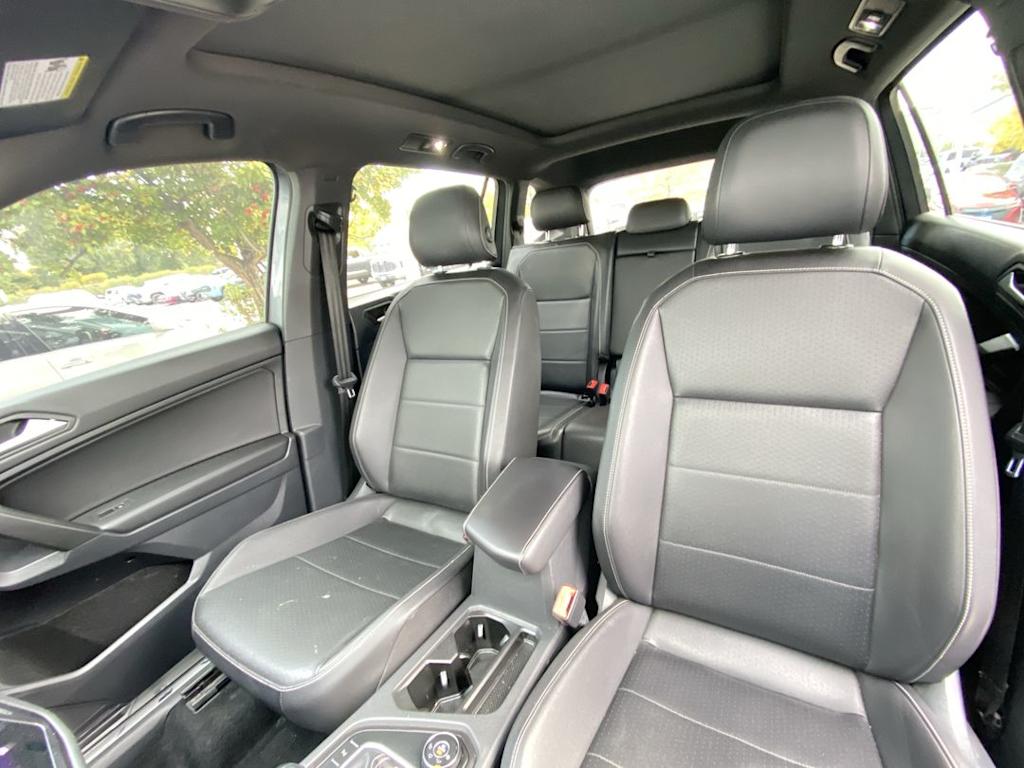 Thumbnail: 2021 Volkswagen Tiguan - 10