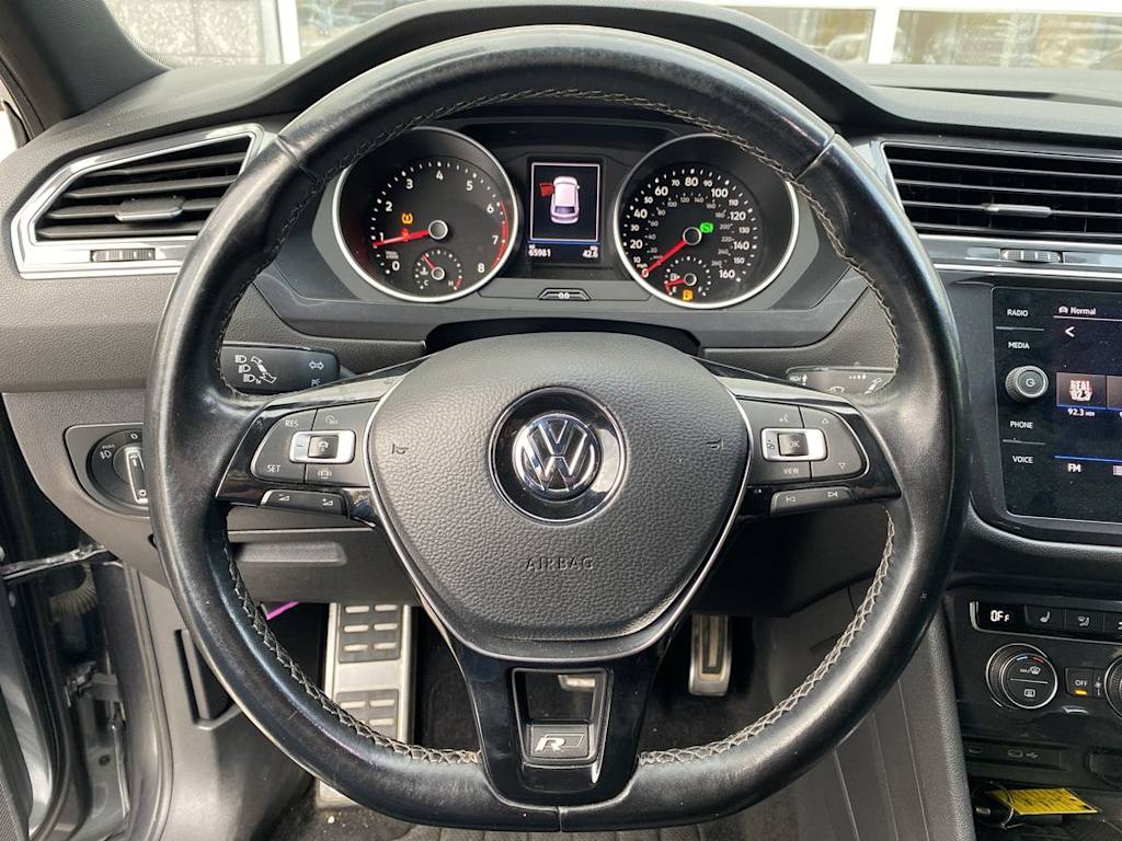 Thumbnail: 2021 Volkswagen Tiguan - 2