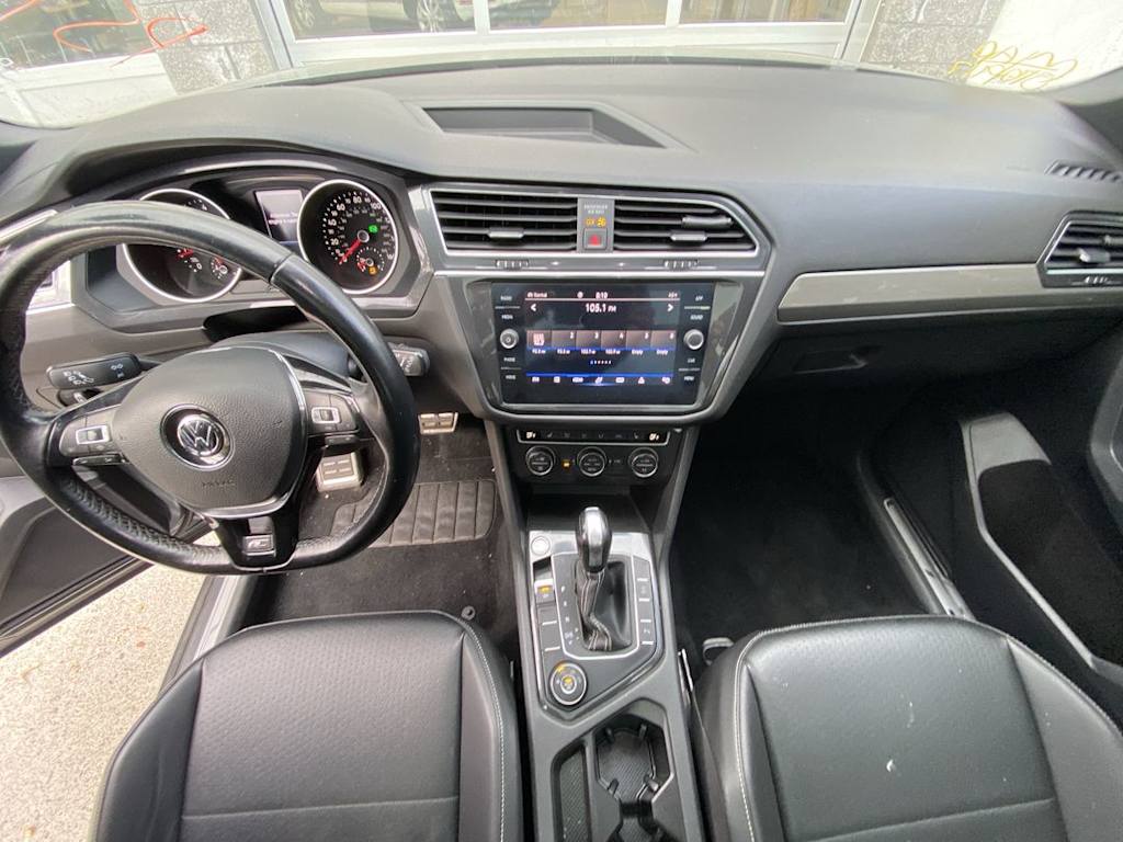 Thumbnail: 2021 Volkswagen Tiguan - 9