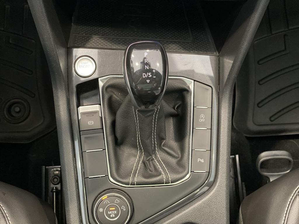 Thumbnail: 2022 Volkswagen Tiguan - 13