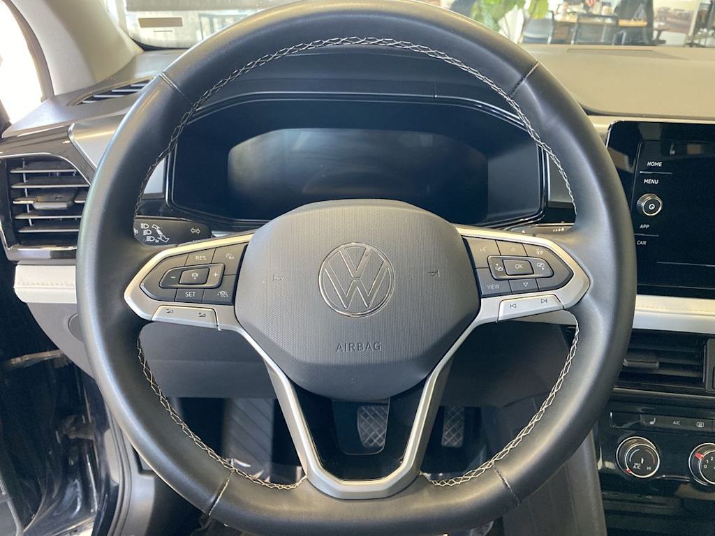 Thumbnail: 2025 Volkswagen Taos - 2