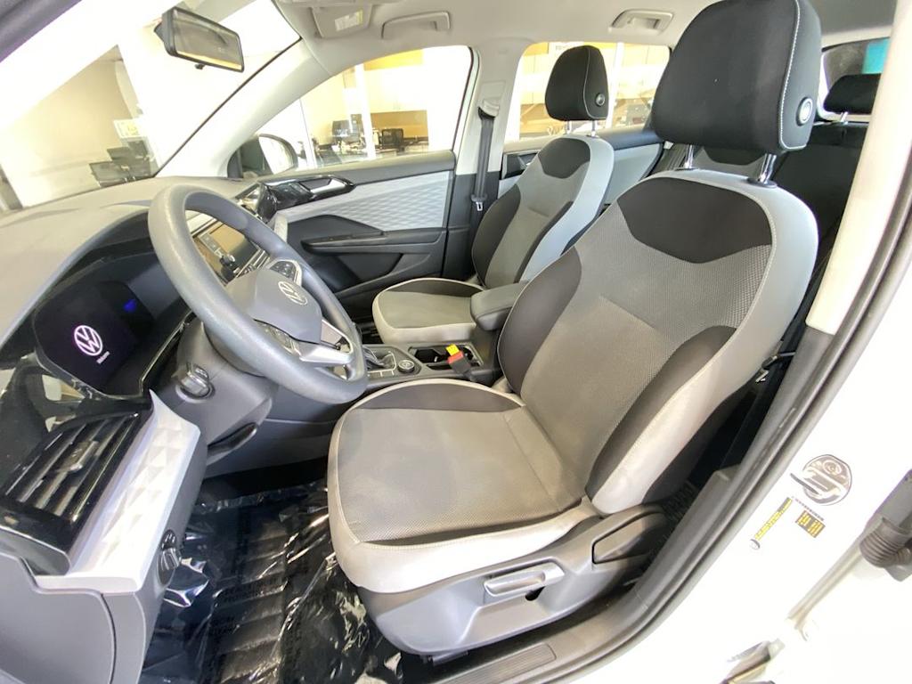 Thumbnail: 2022 Volkswagen Taos - 9