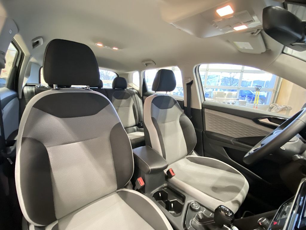 Thumbnail: 2023 Volkswagen Taos - 11