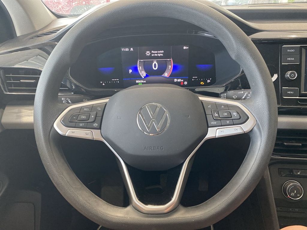 Thumbnail: 2022 Volkswagen Taos - 2