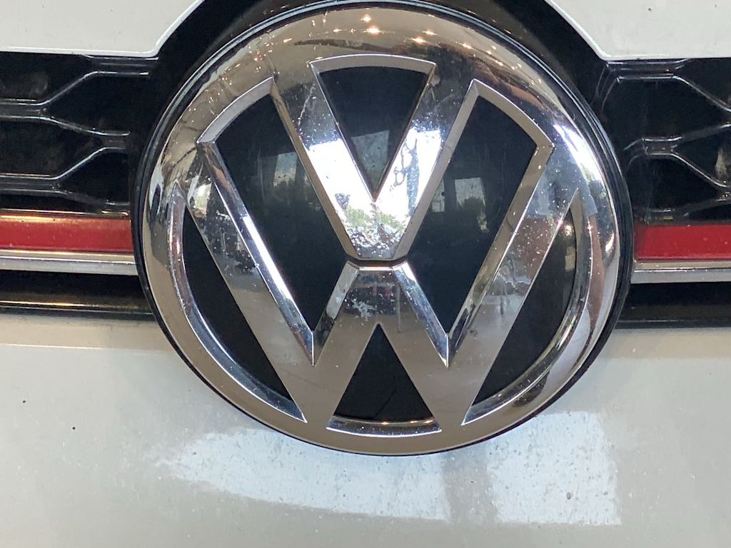 Thumbnail: 2018 Volkswagen Golf - 8