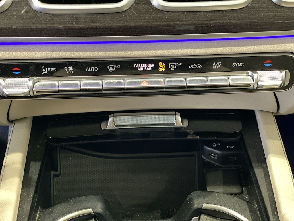 Thumbnail: 2022 Mercedes-Benz GLS - 26