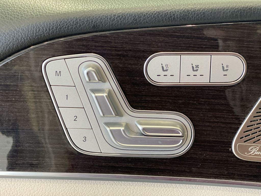 Thumbnail: 2022 Mercedes-Benz GLS - 21