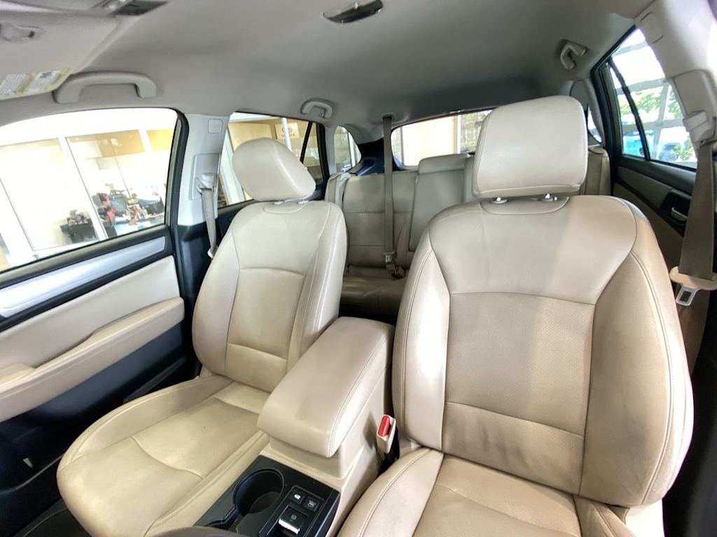 Thumbnail: 2018 Subaru Outback - 10