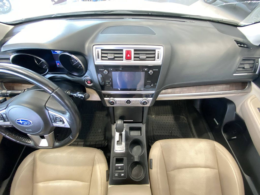 Thumbnail: 2015 Subaru Outback - 9