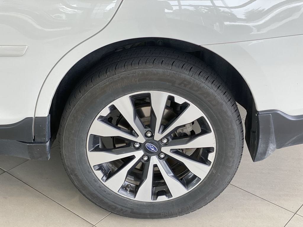 Thumbnail: 2015 Subaru Outback - 8