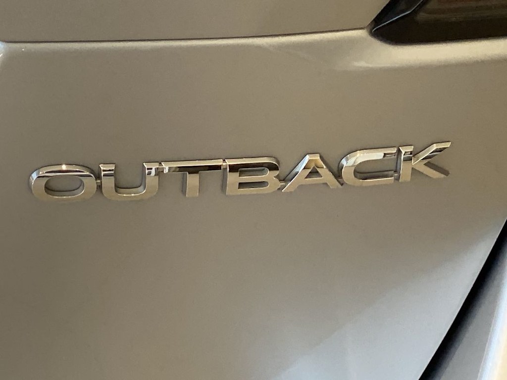 Thumbnail: 2022 Subaru Outback - 22