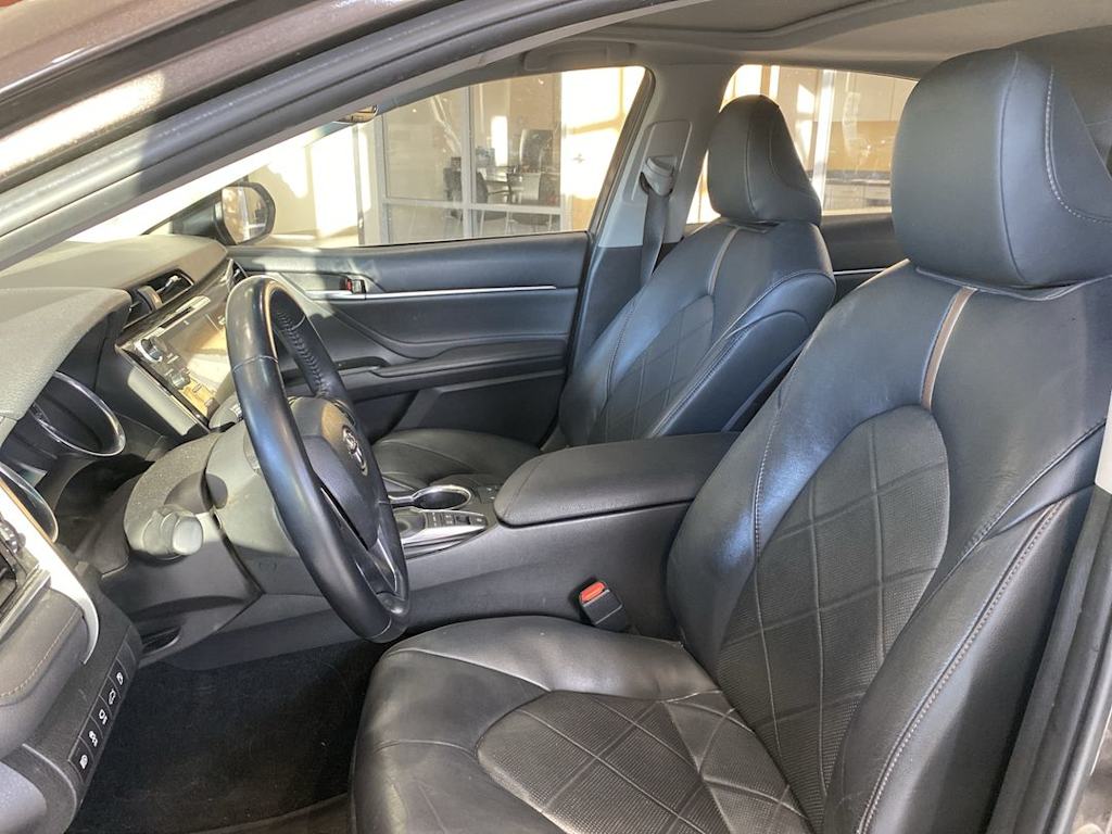 Thumbnail: 2018 Toyota Camry - 9