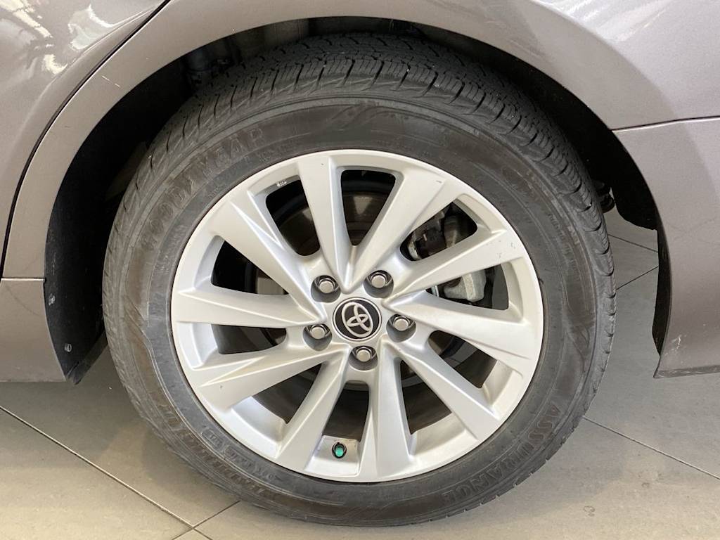 Thumbnail: 2023 Toyota Camry - 8