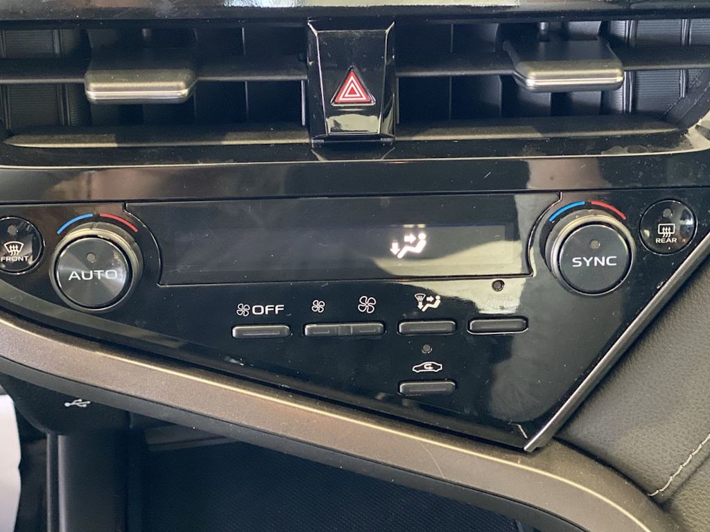 Thumbnail: 2023 Toyota Camry - 25