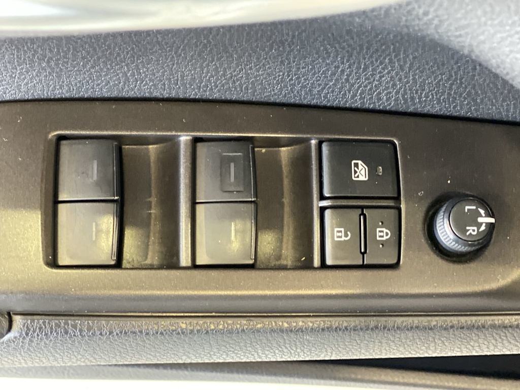 Thumbnail: 2023 Toyota Camry - 22