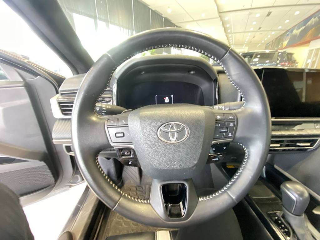 Thumbnail: 2025 Toyota Camry - 2