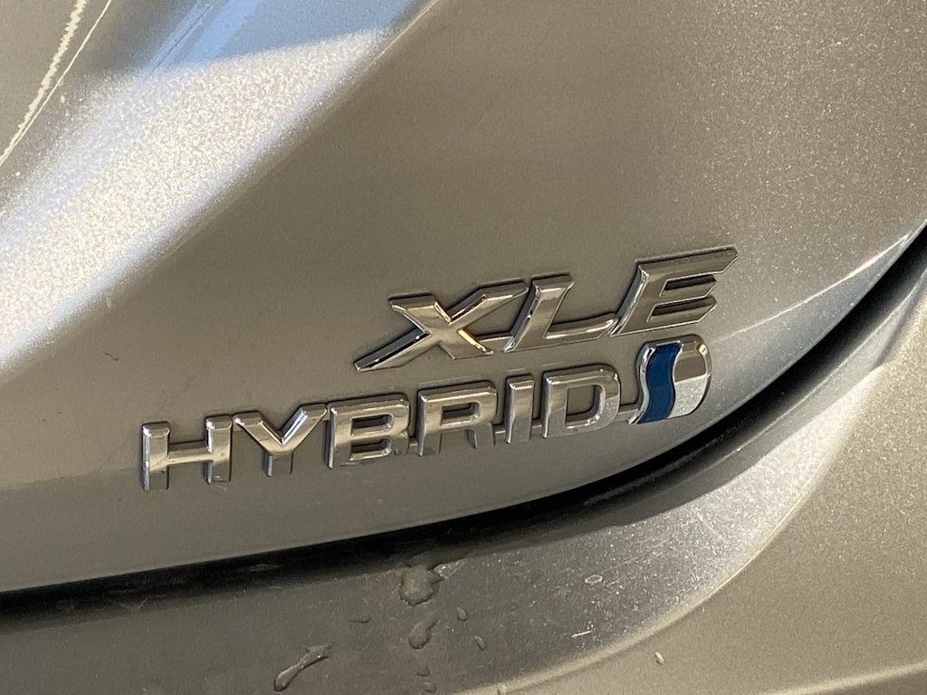 Thumbnail: 2024 Toyota Camry - 21