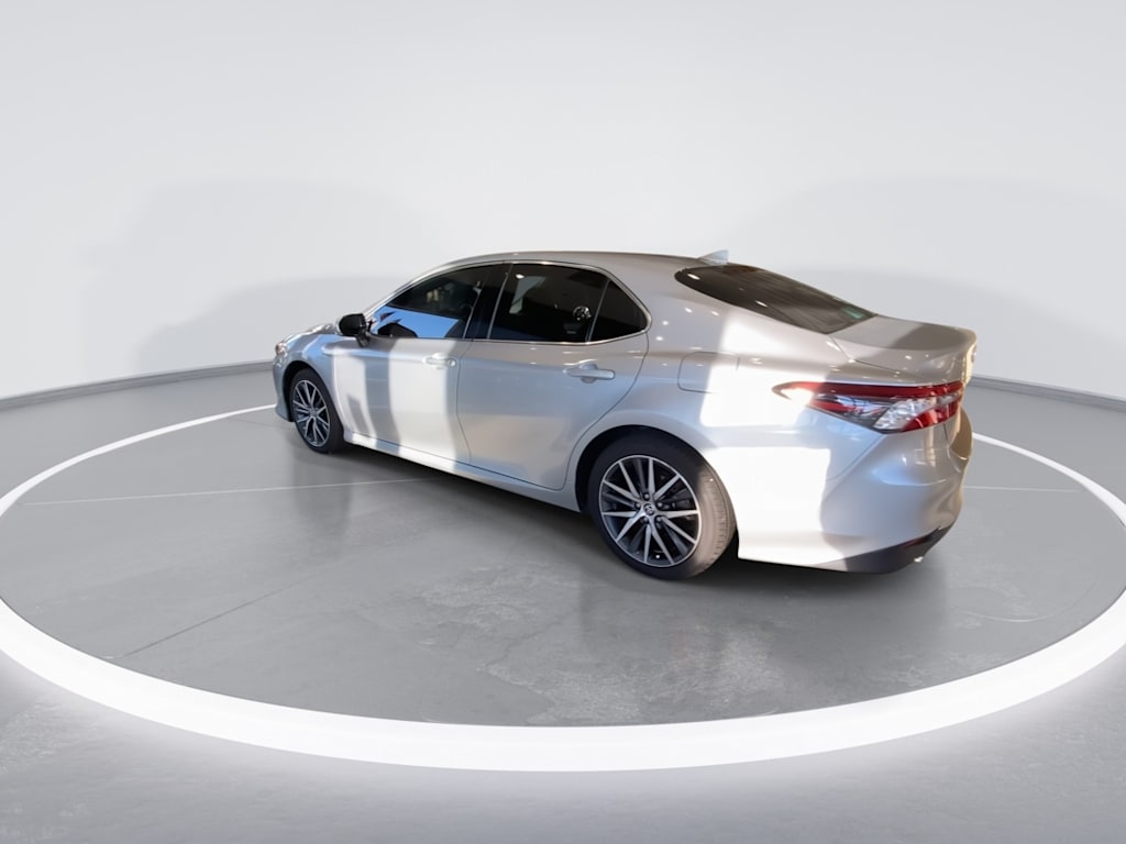 Thumbnail: 2024 Toyota Camry - 17