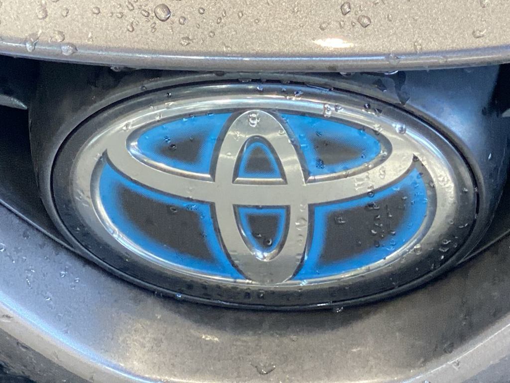 Thumbnail: 2020 Toyota Camry - 19