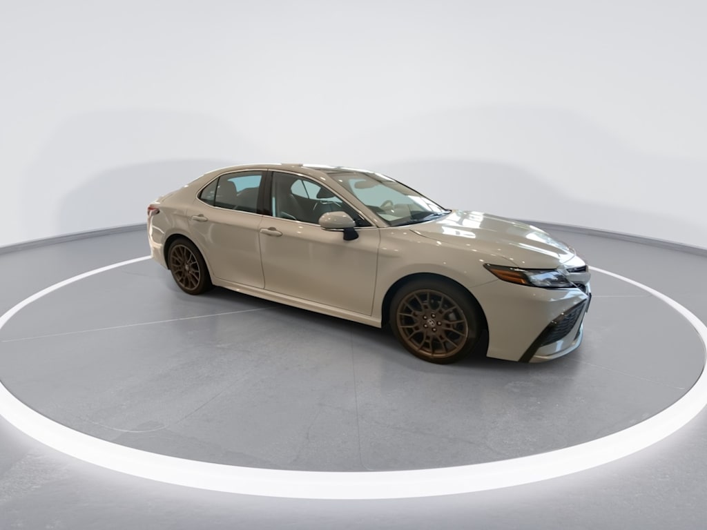 Thumbnail: 2022 Toyota Camry - 6