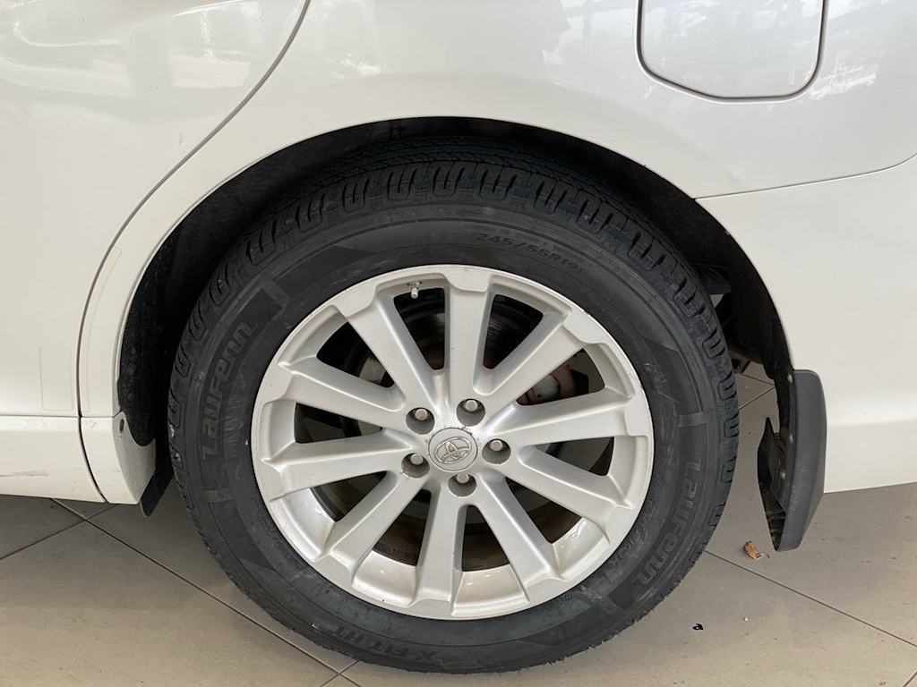 Thumbnail: 2012 Toyota Venza - 8