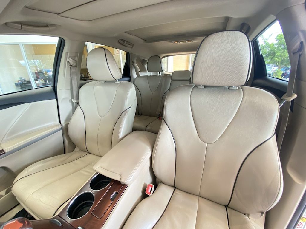 Thumbnail: 2012 Toyota Venza - 9