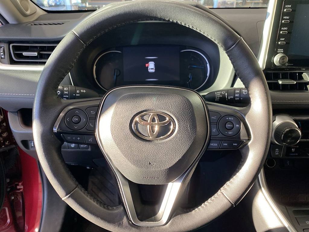 Thumbnail: 2021 Toyota RAV4 - 2