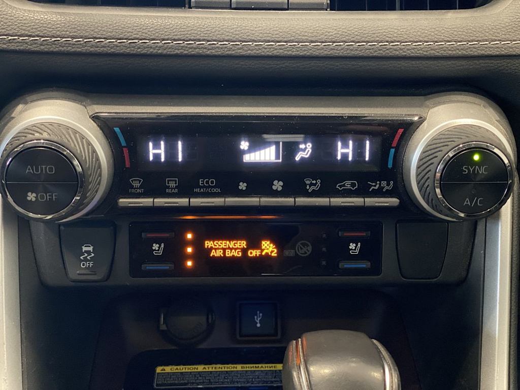 Thumbnail: 2021 Toyota RAV4 - 27