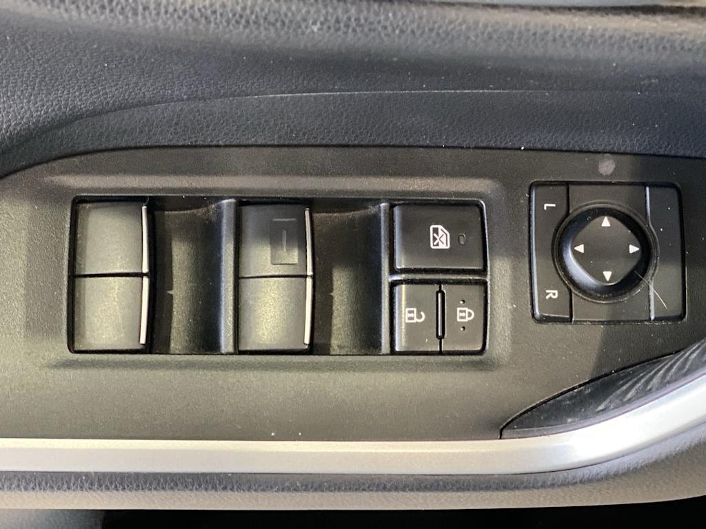 Thumbnail: 2021 Toyota RAV4 - 24