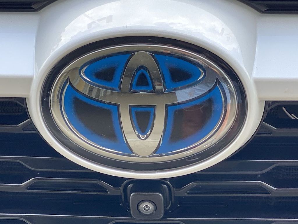 Thumbnail: 2023 Toyota RAV4 - 6