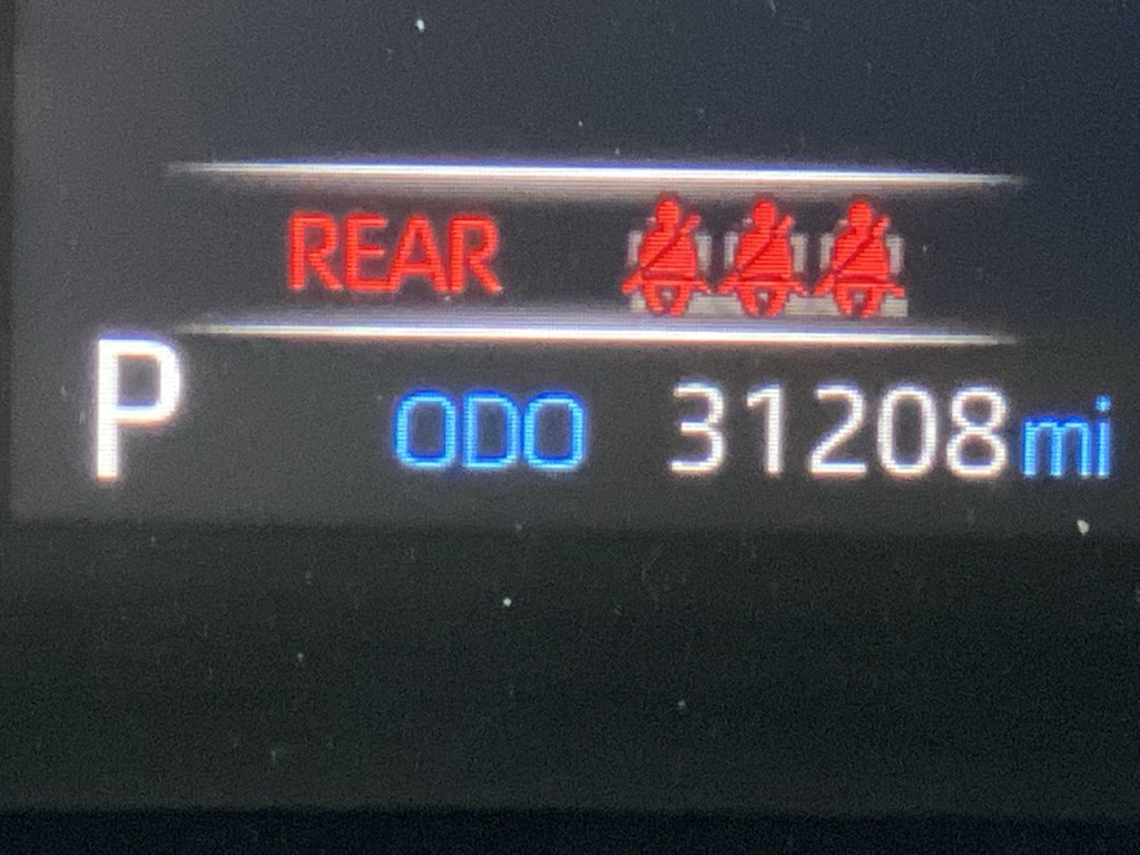 Thumbnail: 2021 Toyota RAV4 - 15