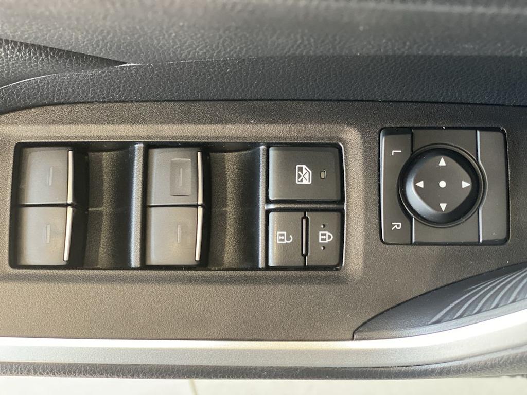 Thumbnail: 2022 Toyota RAV4 - 24