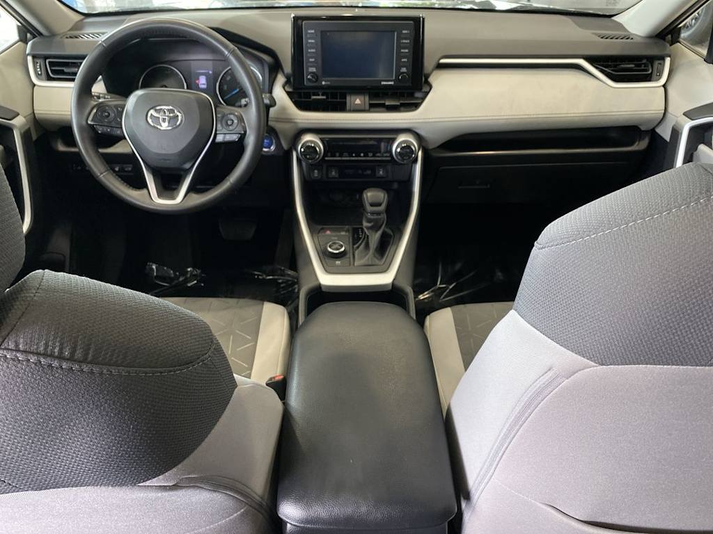 Thumbnail: 2022 Toyota RAV4 - 9