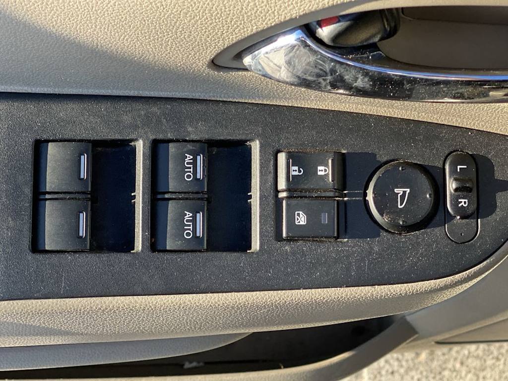 Thumbnail: 2016 Honda Odyssey - 15