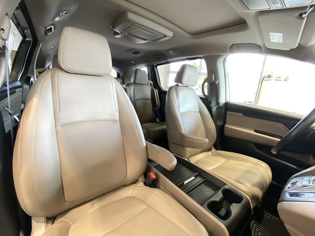 Thumbnail: 2018 Honda Odyssey - 11
