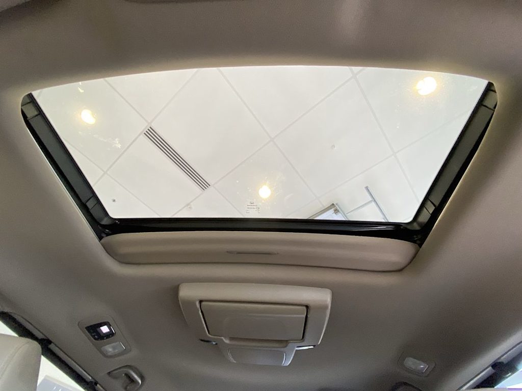 Thumbnail: 2018 Honda Odyssey - 28