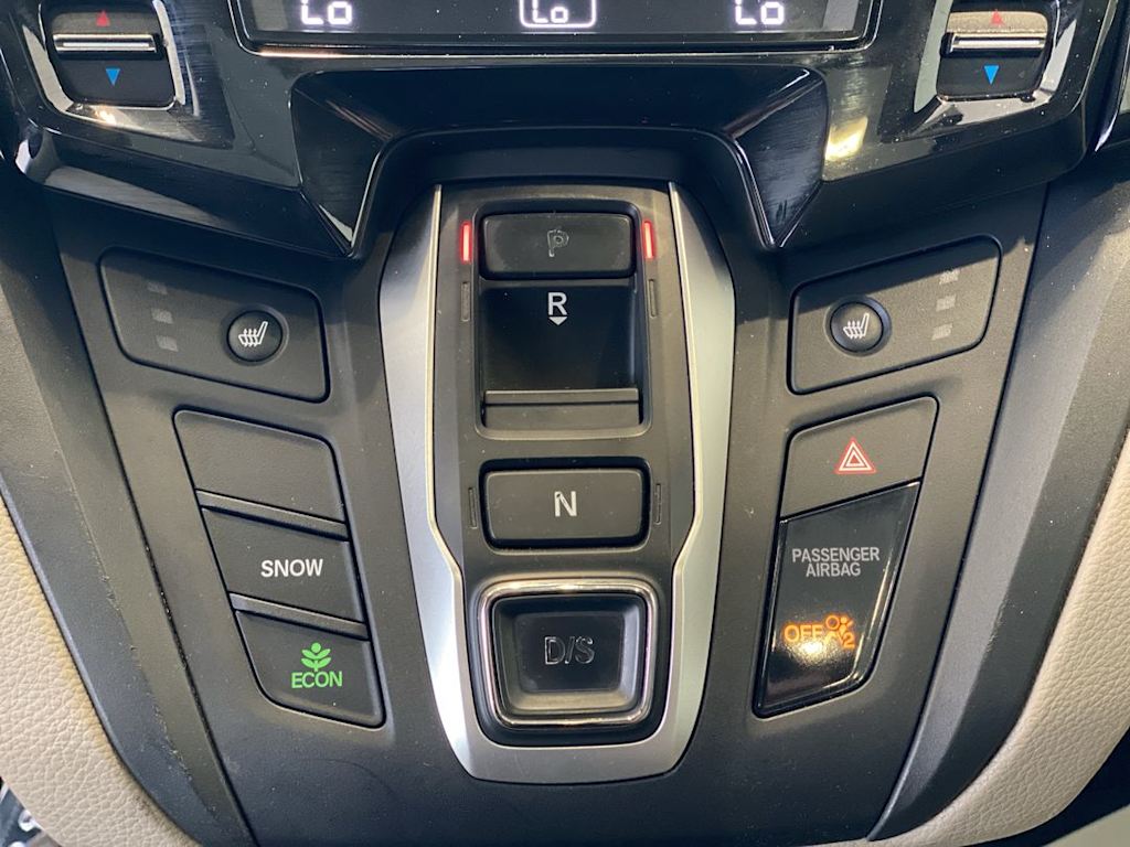 Thumbnail: 2018 Honda Odyssey - 27