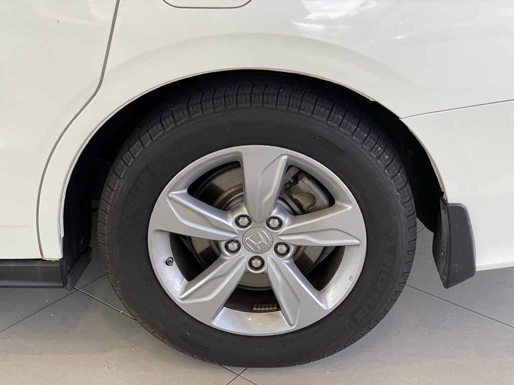 Thumbnail: 2018 Honda Odyssey - 20
