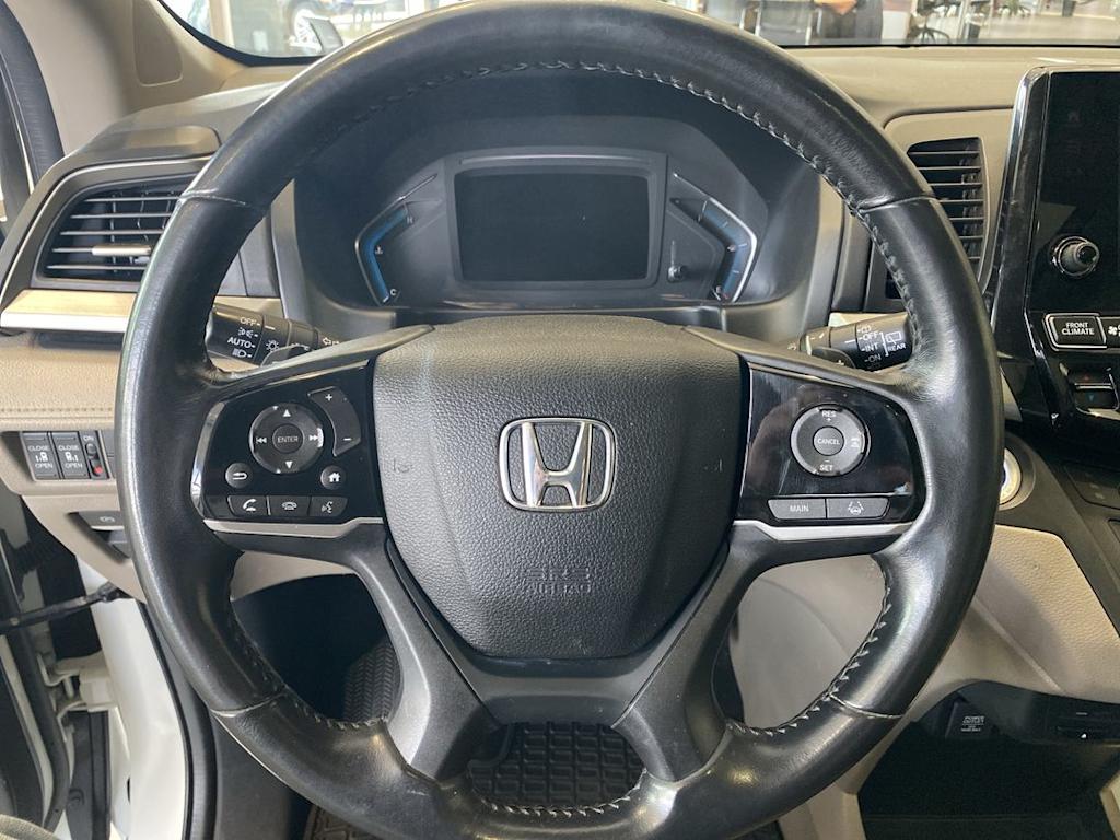 Thumbnail: 2018 Honda Odyssey - 2