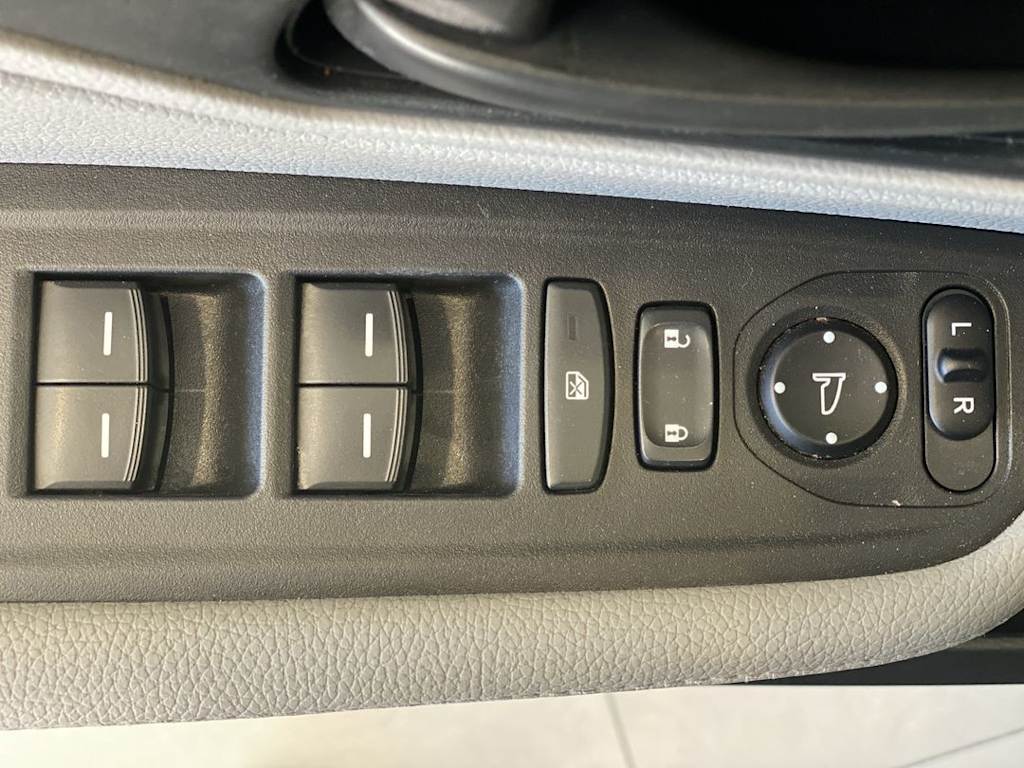 Thumbnail: 2018 Honda Odyssey - 20