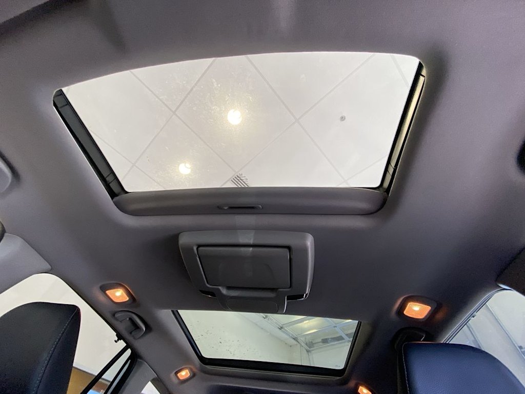 Thumbnail: 2020 Honda Pilot - 26