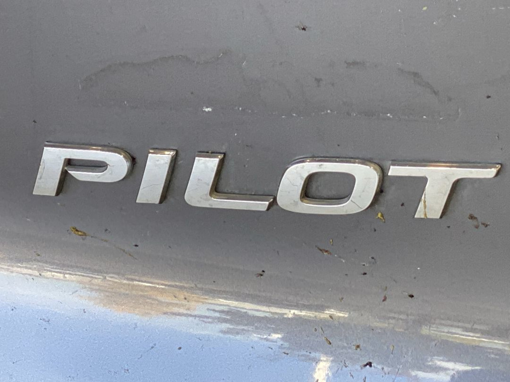 Thumbnail: 2017 Honda Pilot - 19