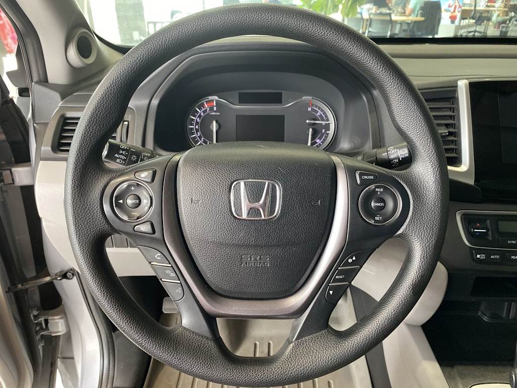 Thumbnail: 2018 Honda Pilot - 2